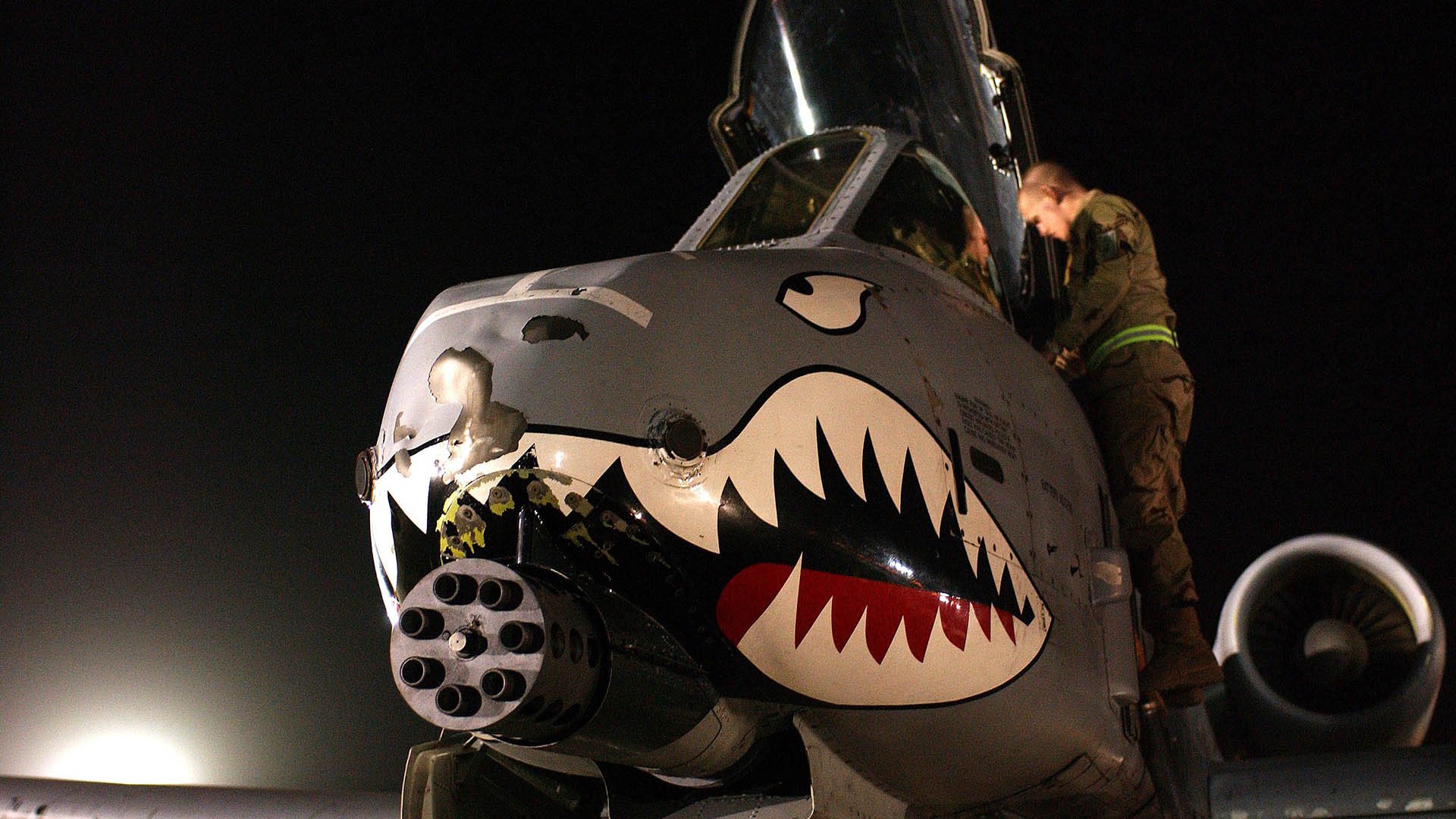 奥纳纳的不断线哲学，NBA季后赛之夜的技术稳定性如何炼成？