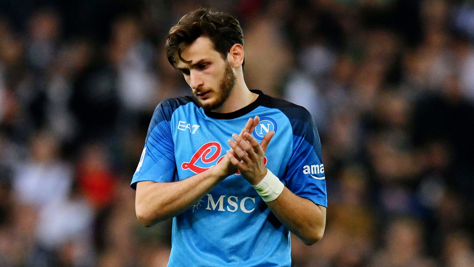 挪威逆转摩纳哥，克瓦拉茨赫利亚在英超争冠接管比赛