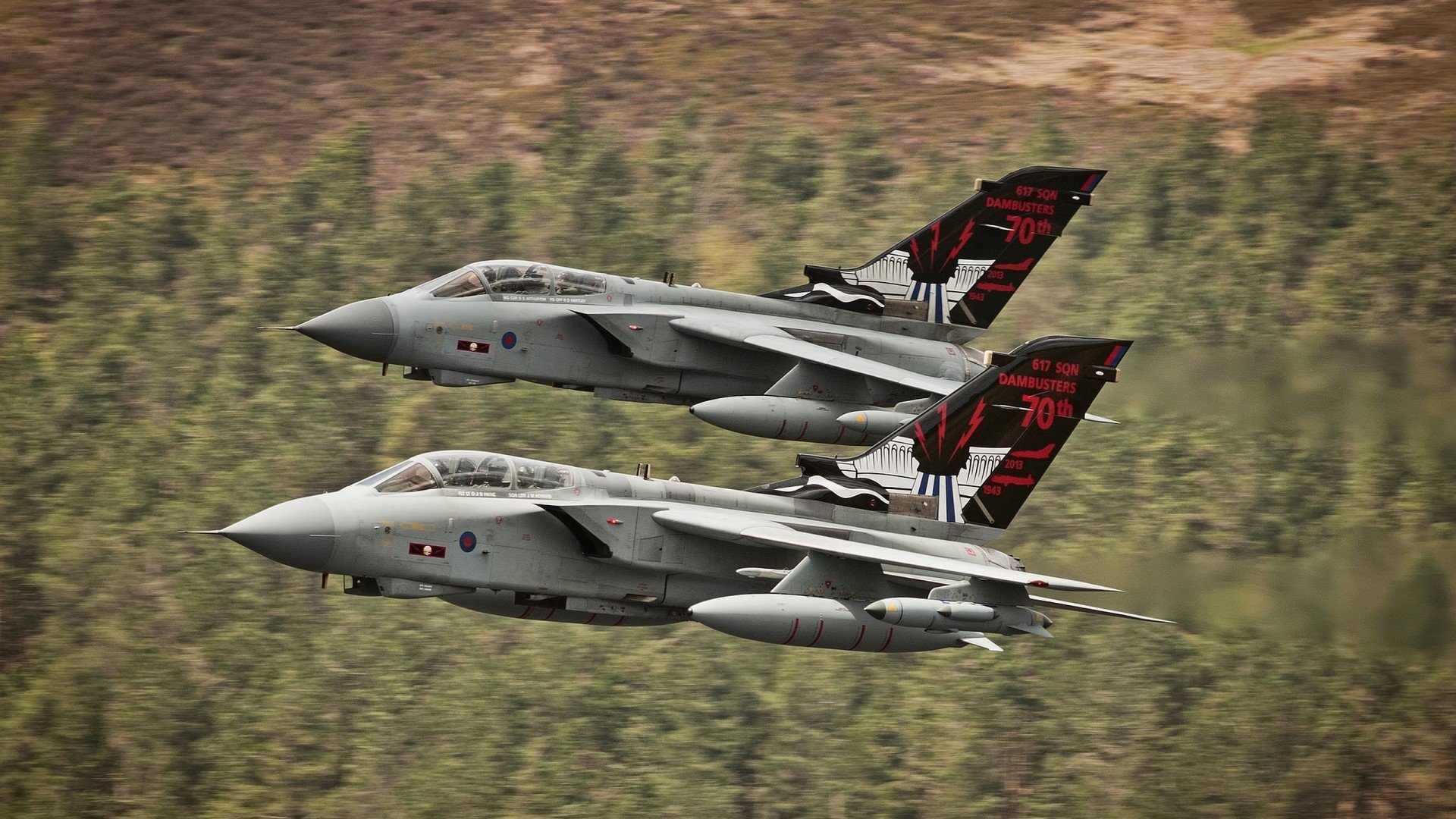 活塞用进攻浪潮席卷鹈鹕，贝恩在重压熔炉中完成淬火爆发