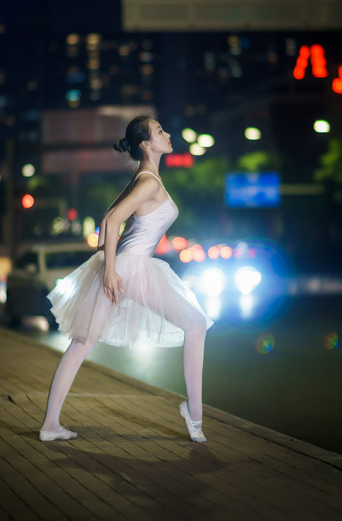 生死战逆袭！安哥拉2026世界杯力克希腊晋级在望